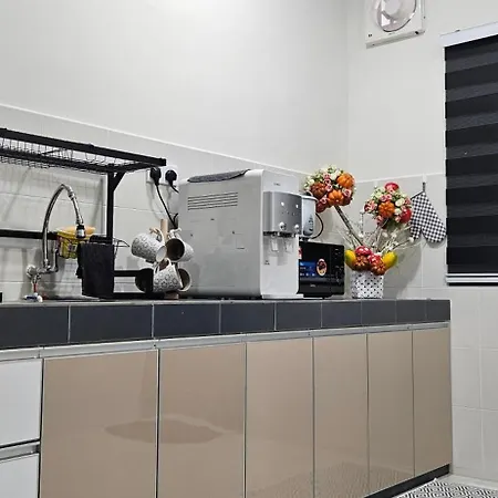 Teluk Intan Landed Luxury Homestay 3Bedroom Exterior photo